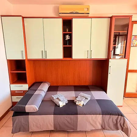 Centro, Comodo E Luminoso Fronte Corso Apartamento