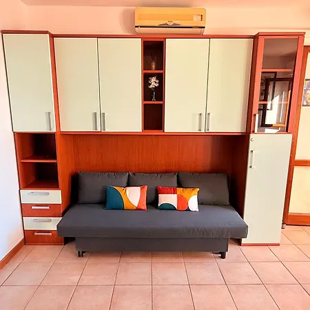 Centro, Comodo E Luminoso Fronte Corso Grosseto