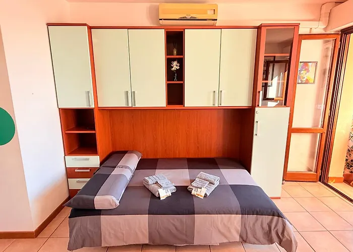 Centro, Comodo E Luminoso Fronte Corso Apartament